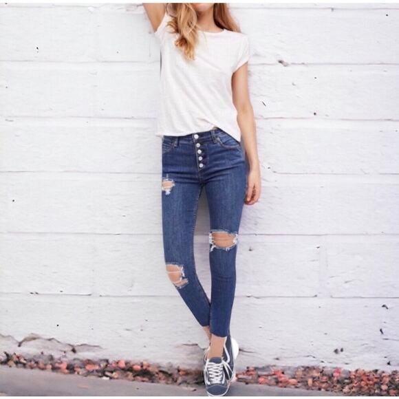 Free People Destroyed Reagan Jeans Size 29 Stretch Denim Button Fly - Picture 1 of 11